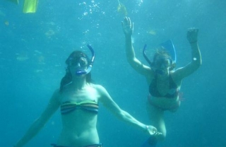  Natação com snorkel 